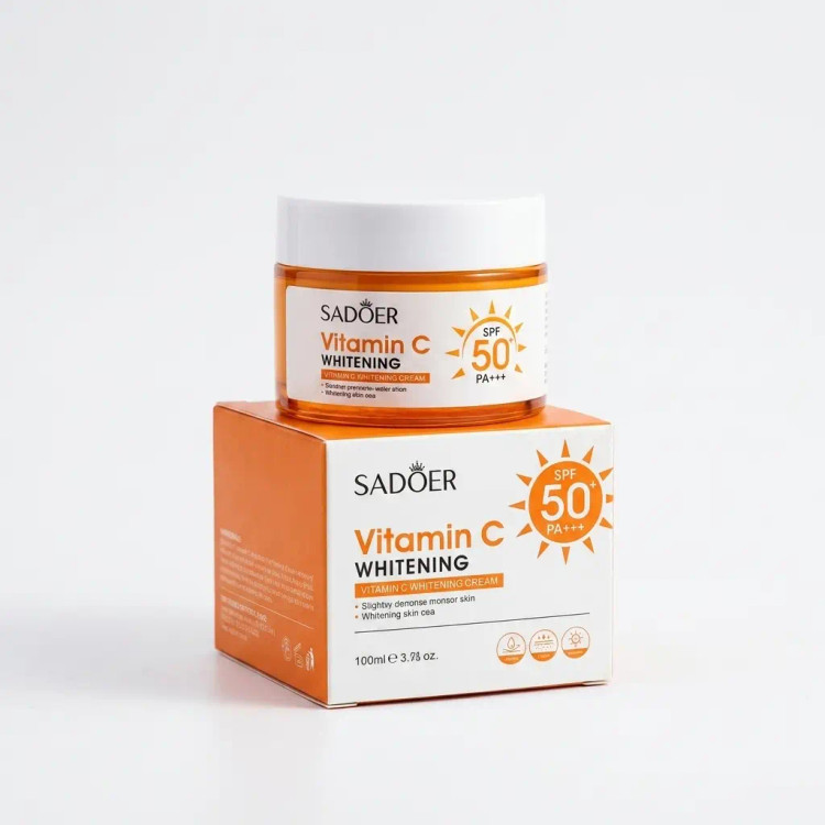 کرم ضدآفتاب بی رنگ ویتامین سی SPF50 سادور | SADOER
